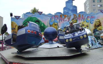 Pezseg az élet a lakótelepen