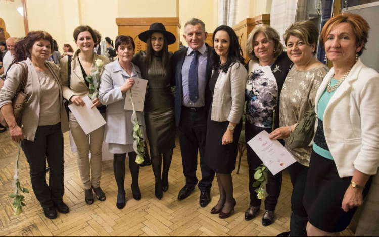 Kiskunfélegyházáról öt kórházi dolgozót avattak angyallá