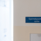 Laktanyából gyermekjóléti központ műemléképületben: egyedi fejlesztéssel gazdagodott Kecskemét