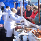 Régmúlt idők disznóvágási hangulatát idézték fel a városközpontban