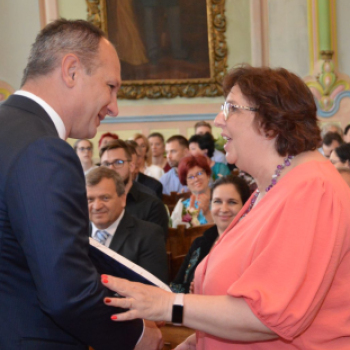 Ünnepi testületi ülésen adták át a városi elismeréseket