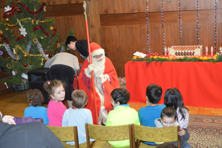 Maga az érzés, hogy adhatunk mindennél többet ér