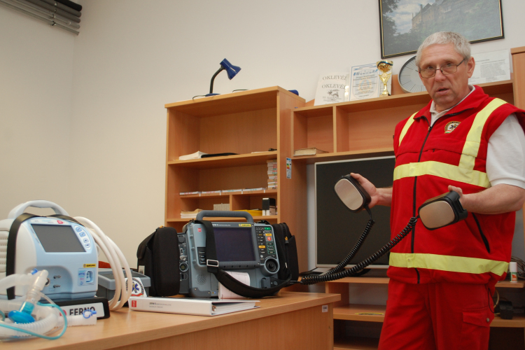 Korszerűbb életmentő eszközöket kapott a félegyházi mentőszolgálat