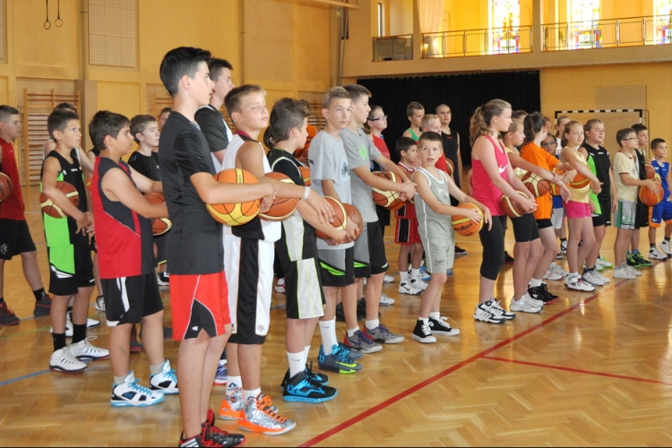 Kosárlabda tábor a jövő bajnokainak