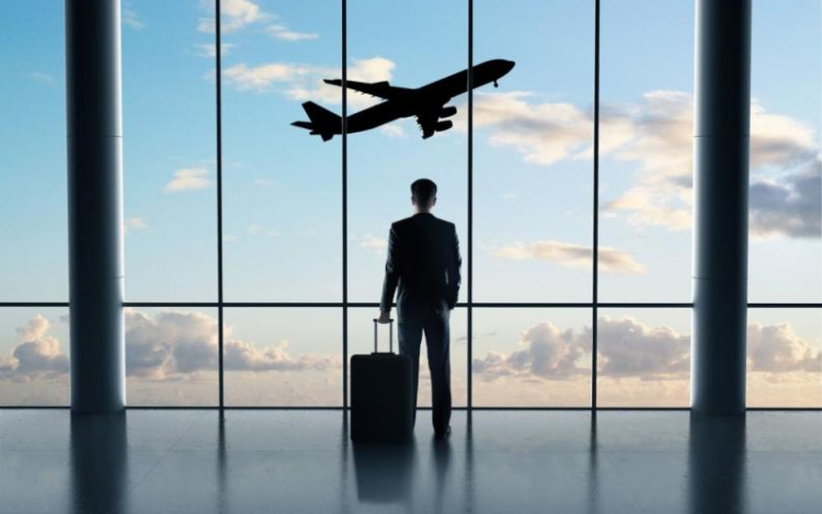 Járhat kártérítés, ha késik a repülő?