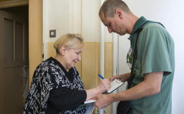 Kétszer kapnak pluszpénzt a nyugdíjasok novemberben