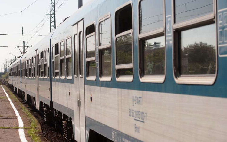 Április 2-től 4-ig szünetel a vonatforgalom Kiskunfélegyháza és Szeged között