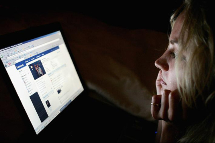 Titokban tartaná, hogy mikor van fent Facebookon és látta-e az üzeneteket? 