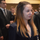 A Mezgé közel 140 végzős diákja büszke a kék szalagra