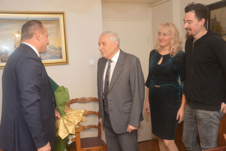 90. születésnapját ünnepelte Szert Lajos