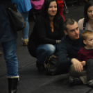 Megtelt a sportcsarnok gyerekekkel