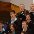 Dallal csalogatták elő a tavaszt