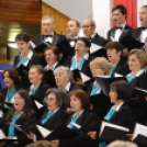 Dallal csalogatták elő a tavaszt