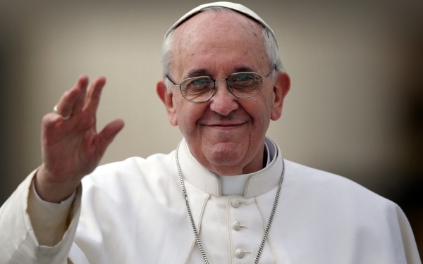 Békét sürgetett Ferenc pápa húsvéti üzenetében