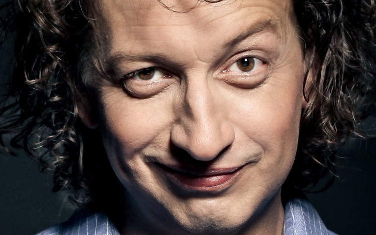 Dr. Csernus hajmeresztő előadása Kiskunfélegyházán