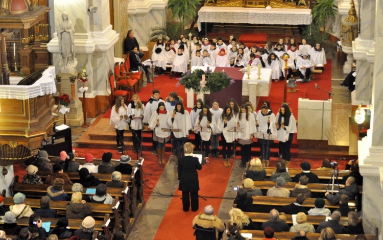 Adventi hangverseny a Szent István templomban