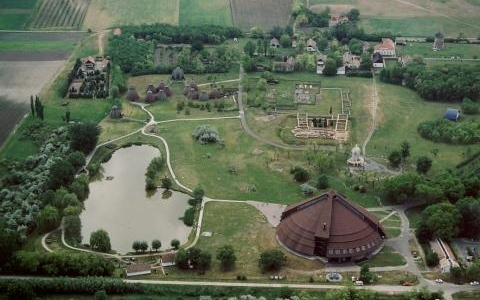 Középkori gyógynövénykert lesz Ópusztaszeren