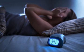 Gyakran riadsz fel éjszakánként? Ez a 6 dolog okozhatja