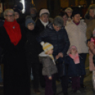 Felgyúlt a második gyertya is városunk adventi koszorúján