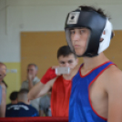 Záporoztak az ütések