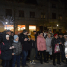 A negyedik gyertya lángja is fellobbant