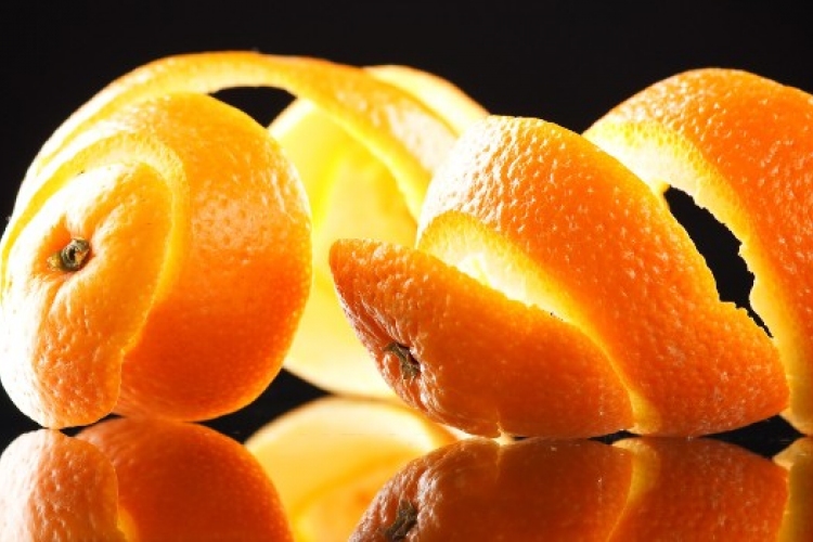 Ne dobja ki a narancshéjat!