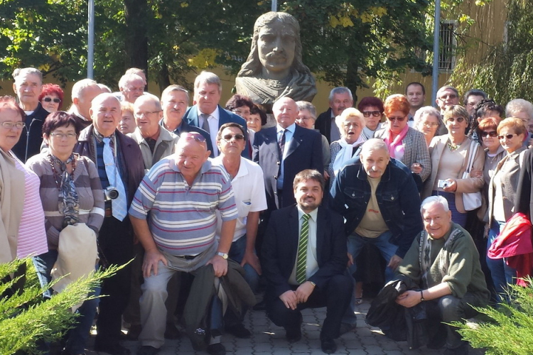 Vásárhelyre látogattak a nyugdíjas katonák