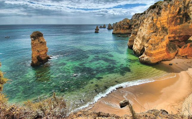 Most olcsón elmenekülhet a mínuszok elől