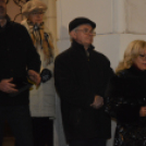 Lobog már az öröm lángja is