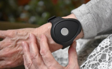 Újabb fejlesztés javítja az idősek biztonságát a Gondosóra programban