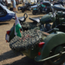 Verőfényes napsütés és remek hangulat az oldalkocsis motoros találkozón