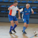 Veteránok rúgják a bőrt a Kész Arénában