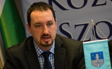 Lazáry Viktor: nem lesz sikeres az MSZP lejárató kampánya
