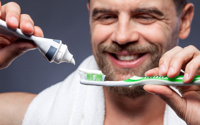 Kiderült, mikor tilos a fogmosás