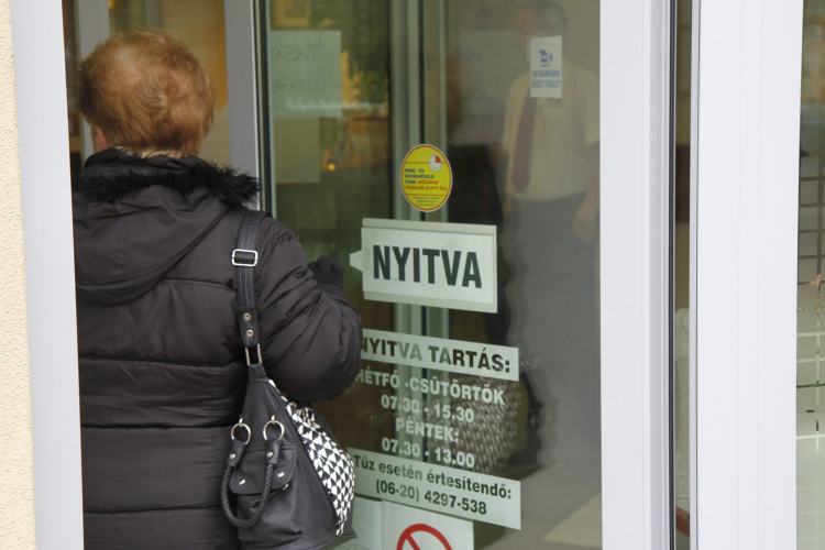 Kié a bankszámla a házastárs halála után?